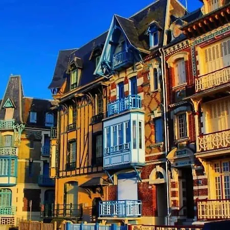 住宿加早餐酒店 Caprices Ensoleilles 1 A 2 Pers Possibilite 2eme Avec Lit King Size En Supplement Avec Capacite 4 Pers Vue Panoramique, Petite Vue Mer, 300 Metres Les Bains Le Treport Petit Dejeuner Servi En En Option 3*